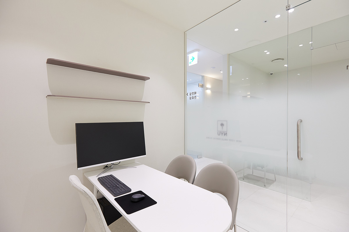 New York Smile Dental Clinic interior view 2
